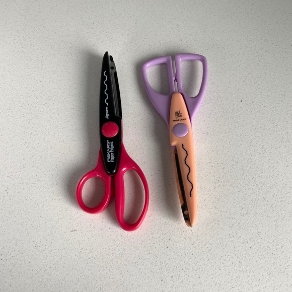 Office Lot Of 2 Decorative Edge Edger Edging Paper Craft Scissors